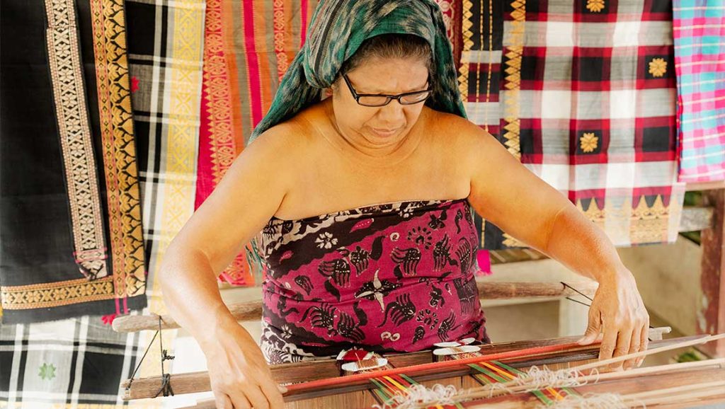 Threaded Elegance: Weaving Stories through Time in Textile and Apparel Craftsmanship