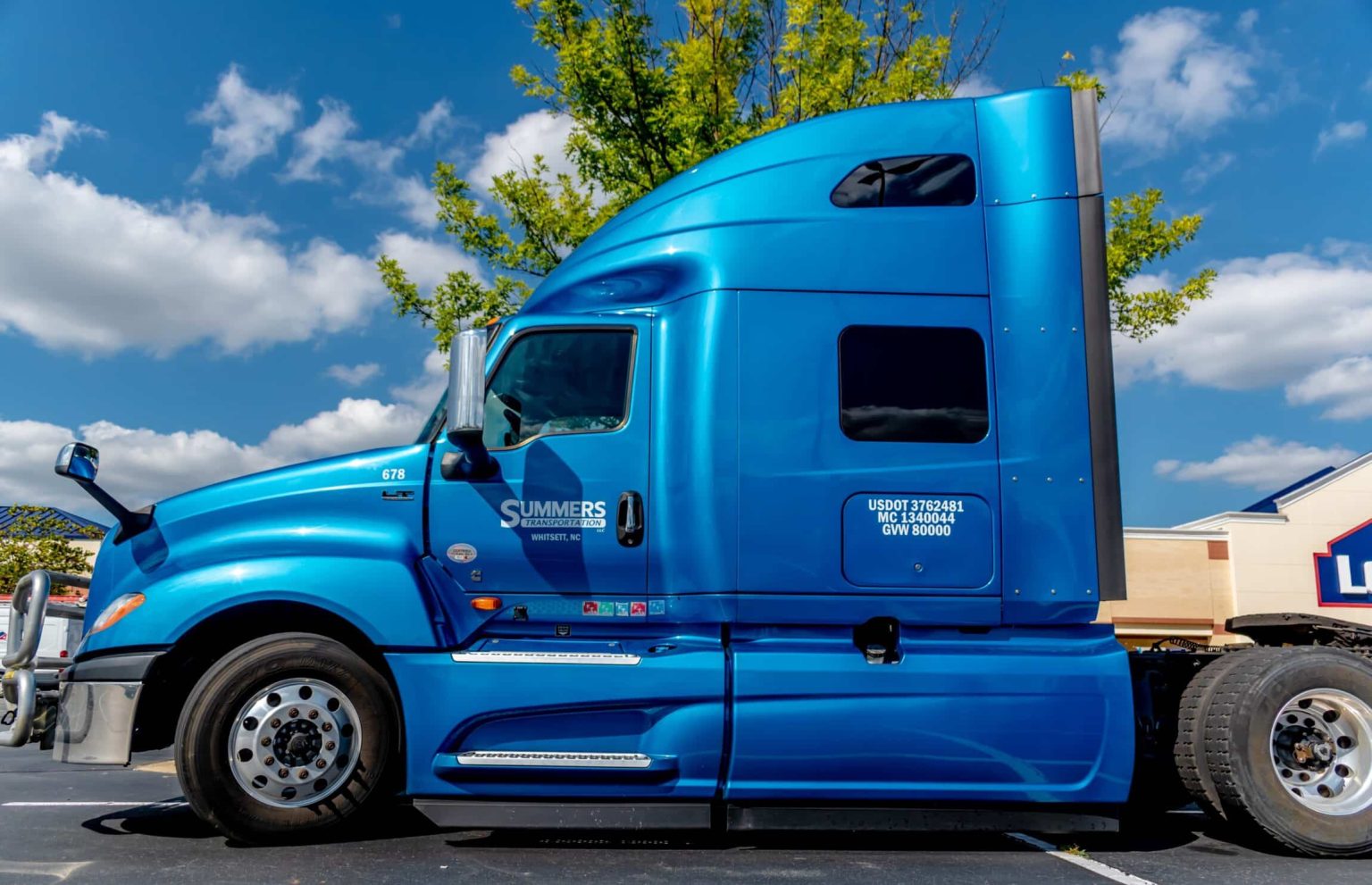 Enhancing Safety and Compliance: ELD Implementation Strategies for Trucking